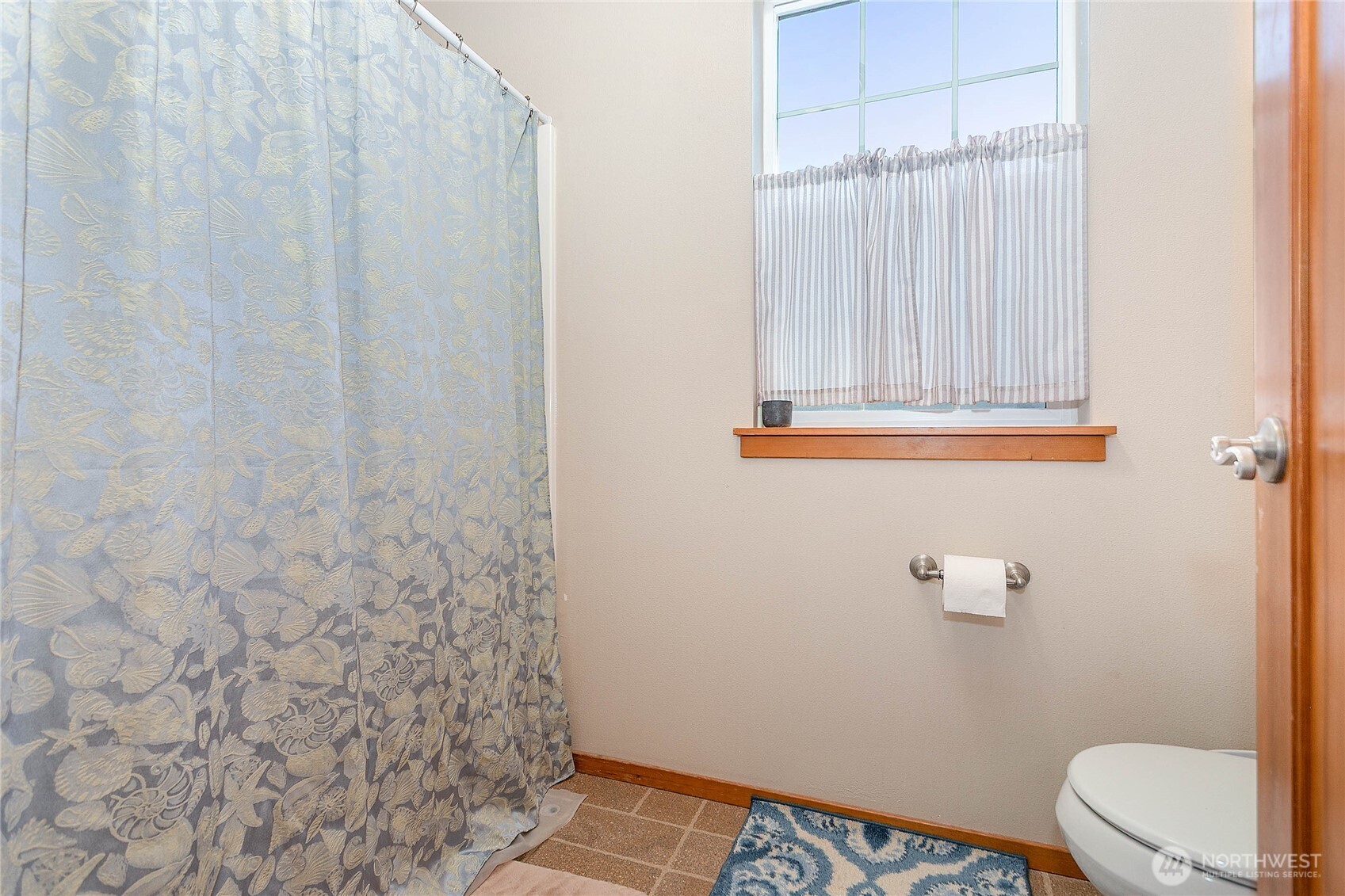 4005 Springland Lane Bellingham, WA 98226 - Photo 19 of 28