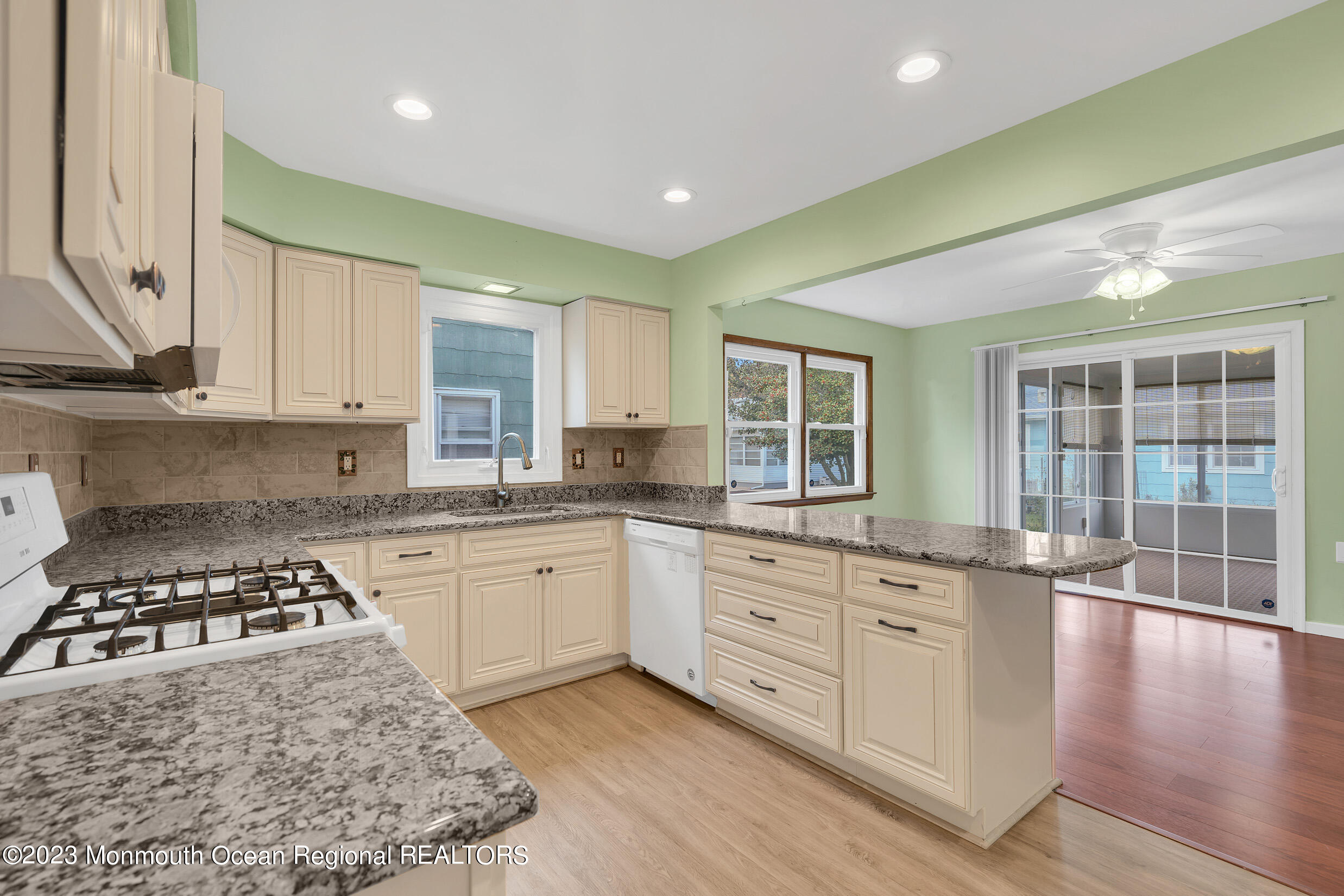 25 Jericho Road Toms River, NJ 08757 - Photo 21 of 39 5 (13)