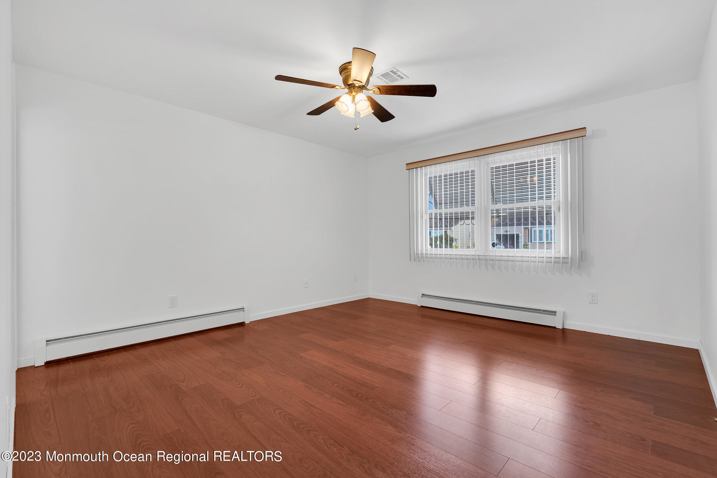 25 Jericho Road Toms River, NJ 08757 - Photo 33 of 39 5 (25)