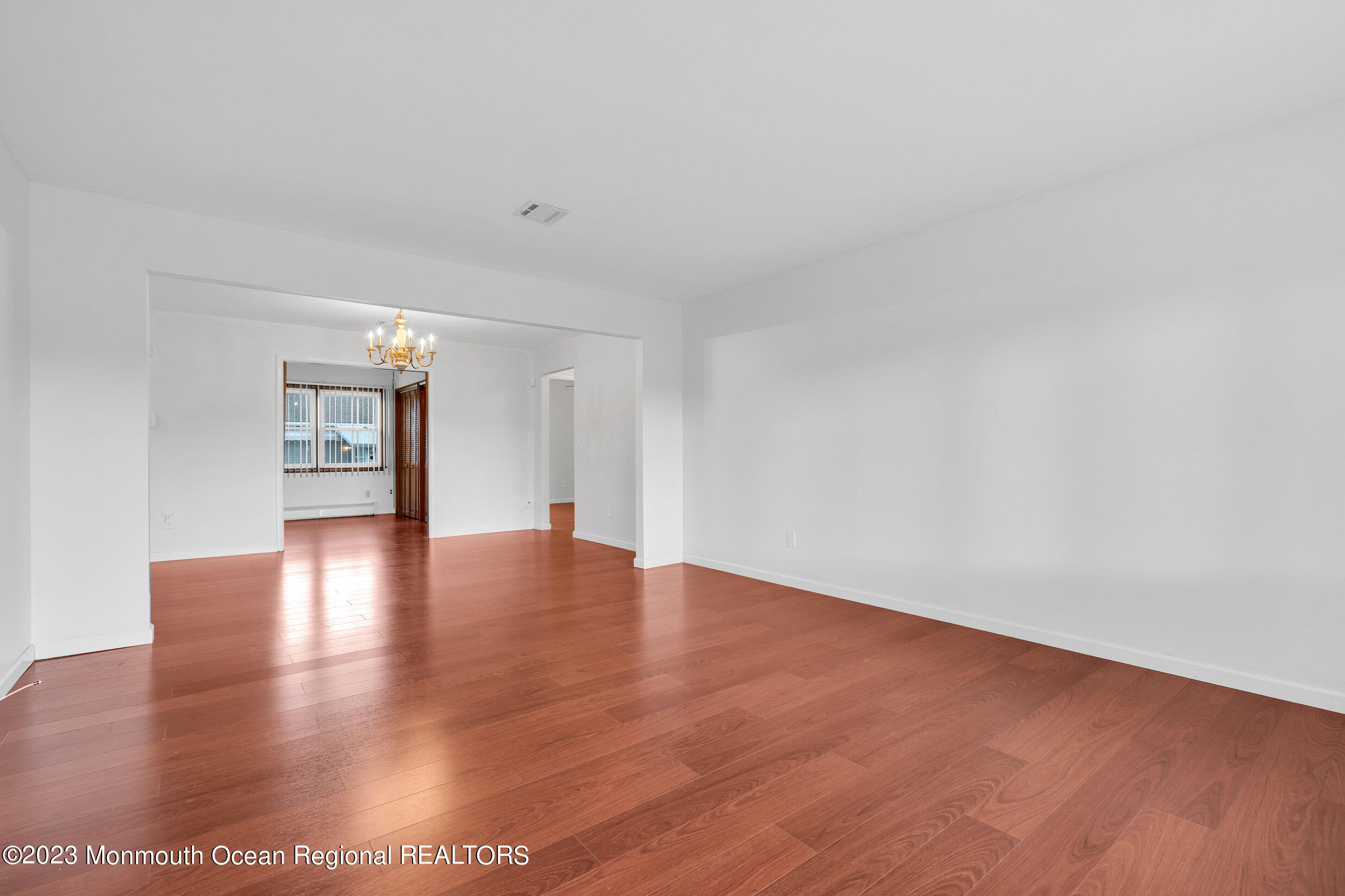 25 Jericho Road Toms River, NJ 08757 - Photo 10 of 39 5 (2)