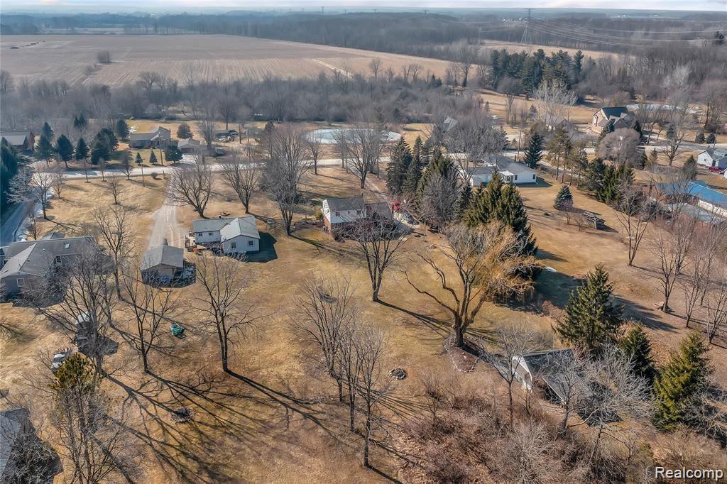 71450 Coon Creek Road Armada, MI 48005 - Photo 33 of 38