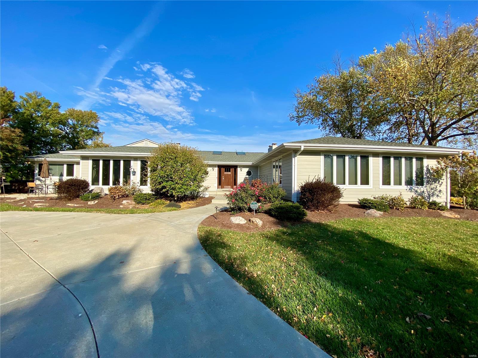 2 Rutherford Lane St. Louis, MO 63131 - Photo 1 of 36