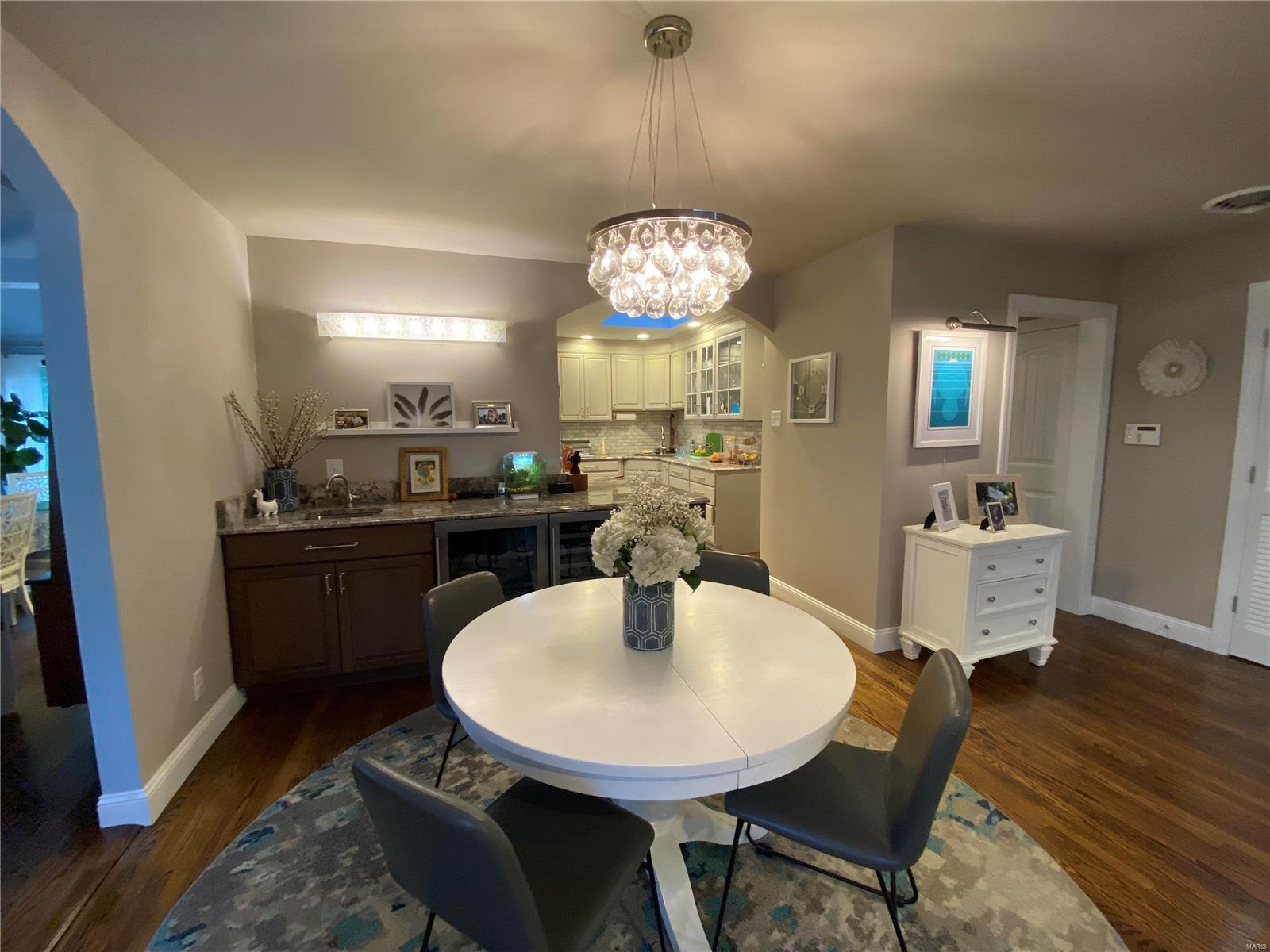 2 Rutherford Lane St. Louis, MO 63131 - Photo 11 of 36