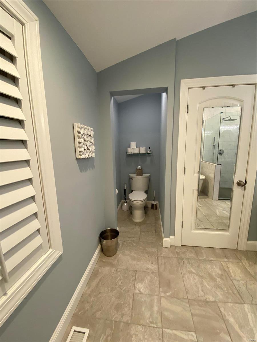 2 Rutherford Lane St. Louis, MO 63131 - Photo 19 of 36