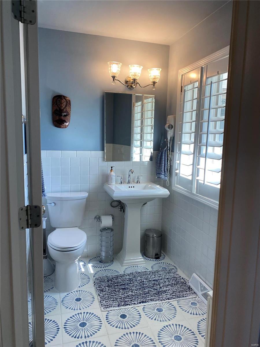 2 Rutherford Lane St. Louis, MO 63131 - Photo 30 of 36