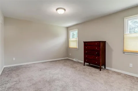$365,000 | 10101 Northwest Mirror Lake Court, Kansas City, MO 64152