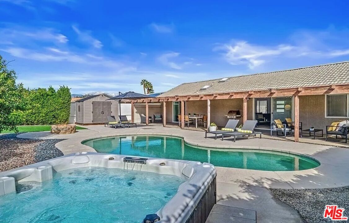 68325 Peladora Road Cathedral City, CA 92234 - Photo 4 of 30