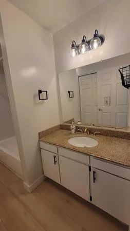 $2,500 | 655 Robinwood Drive, Troy, MI 48083