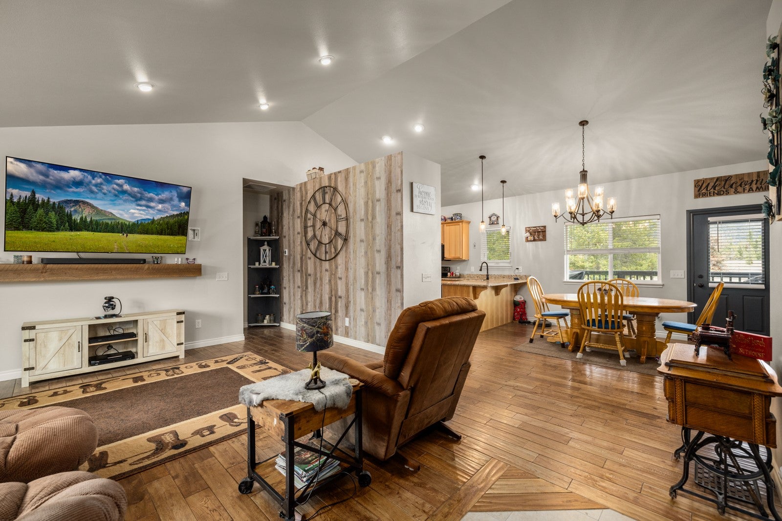 317 Pleasant Vly Road Marion, MT 59925 - Photo 4 of 60 Gallery Image 4