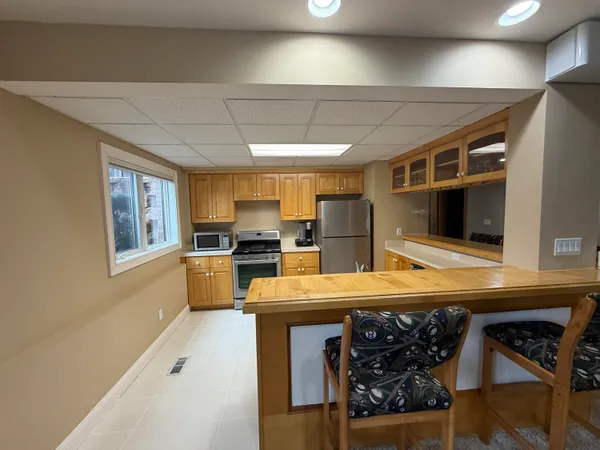 $1,055,000 | 1835 Brookview Drive, Saline, MI 48176