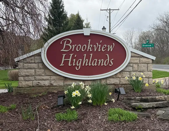 $1,055,000 | 1835 Brookview Drive, Saline, MI 48176