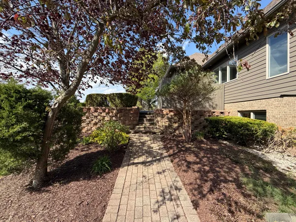 $1,055,000 | 1835 Brookview Drive, Saline, MI 48176