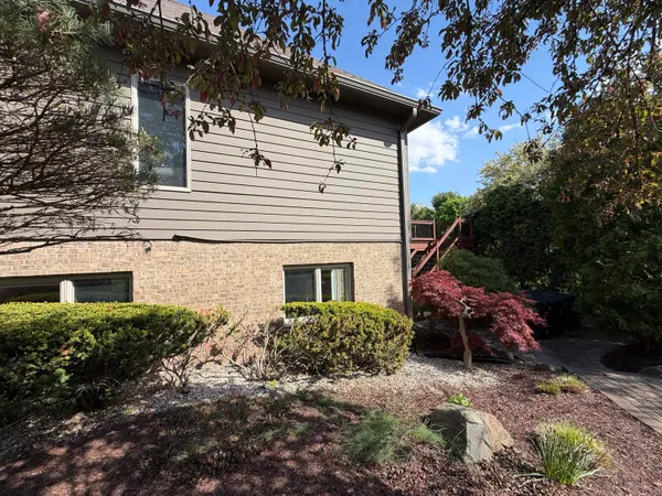 $1,055,000 | 1835 Brookview Drive, Saline, MI 48176