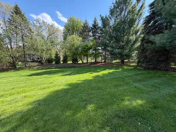 $1,055,000 | 1835 Brookview Drive, Saline, MI 48176