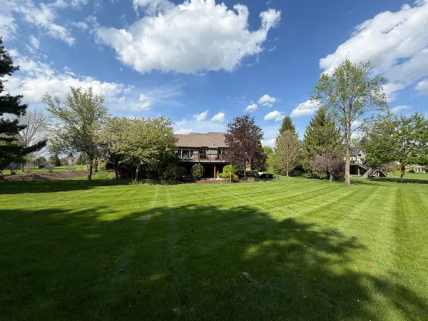 $1,055,000 | 1835 Brookview Drive, Saline, MI 48176