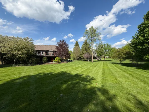 $1,055,000 | 1835 Brookview Drive, Saline, MI 48176