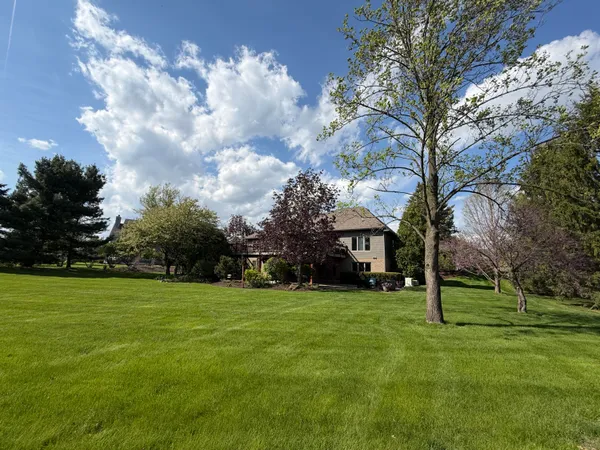 $1,055,000 | 1835 Brookview Drive, Saline, MI 48176