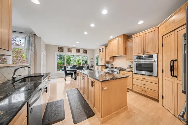 $1,055,000 | 1835 Brookview Drive, Saline, MI 48176