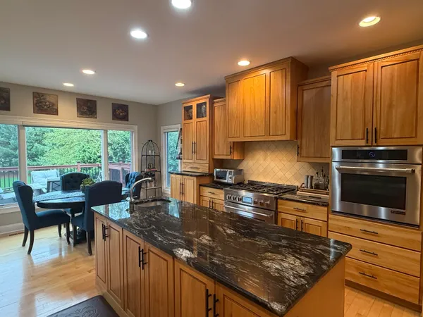 $1,055,000 | 1835 Brookview Drive, Saline, MI 48176