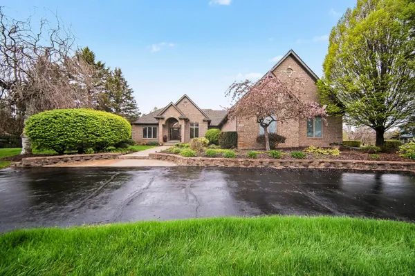 $1,055,000 | 1835 Brookview Drive, Saline, MI 48176