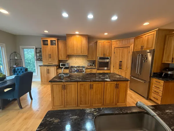 $1,055,000 | 1835 Brookview Drive, Saline, MI 48176