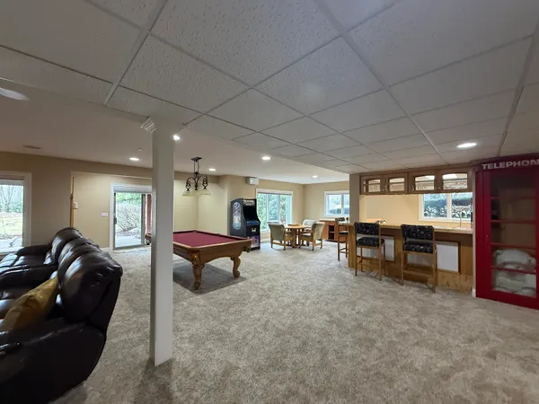 $1,055,000 | 1835 Brookview Drive, Saline, MI 48176
