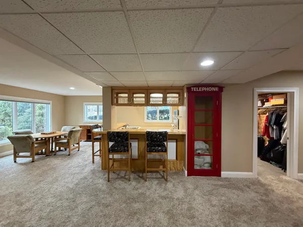 $1,055,000 | 1835 Brookview Drive, Saline, MI 48176