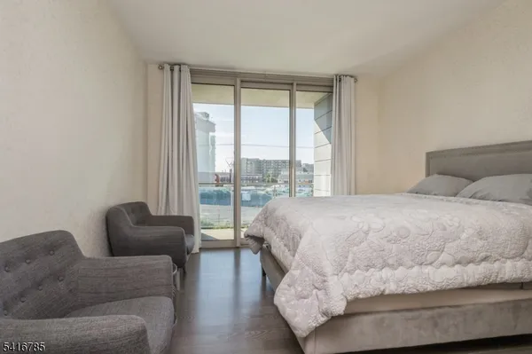 $8,000 | 15 Morris Avenue, Unit 216, Long Branch City, NJ 07740