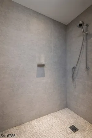 $8,000 | 15 Morris Avenue, Unit 216, Long Branch City, NJ 07740