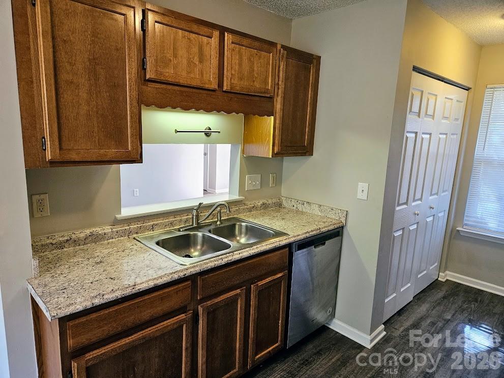 5118 June Furr Road Charlotte, NC 28216 - Photo 6 of 16