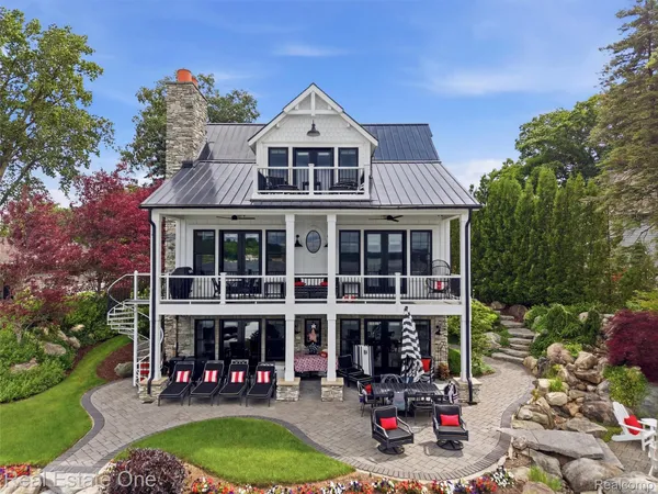 $1,500,000 | 6160 Wertz, Davisburg, MI 48350