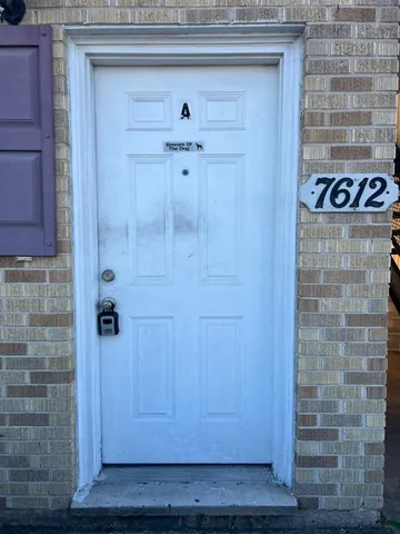 $1,150 | 7612 West Judge Perez Drive, Unit A, Arabi, LA 70032