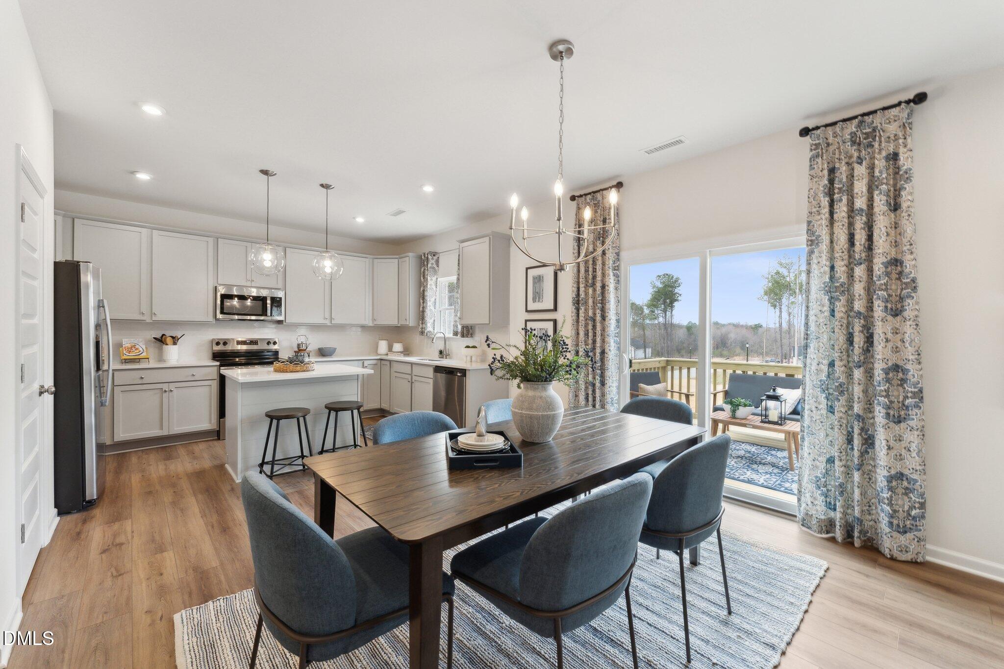 3- HHHunt Homes King Dining and Kitchen