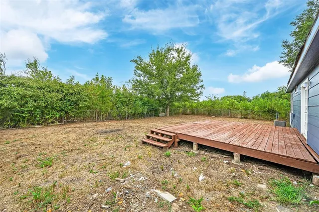 $1,200 | 161 County Road 1135, Lone Oak, TX 75453