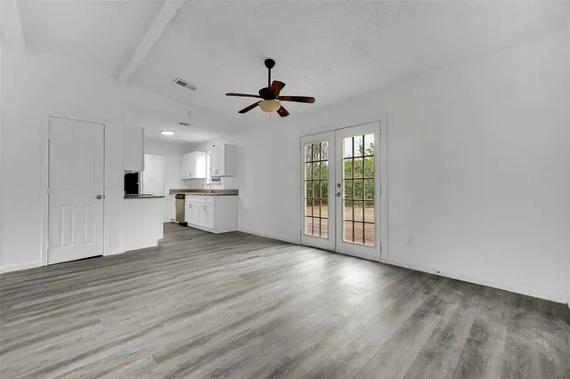 $1,200 | 161 County Road 1135, Lone Oak, TX 75453