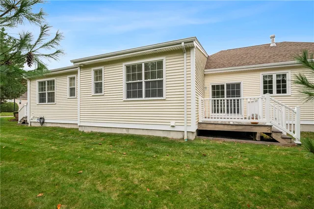 $475,000 | 170 Providence Pike, Unit 47, North Smithfield, RI 02896