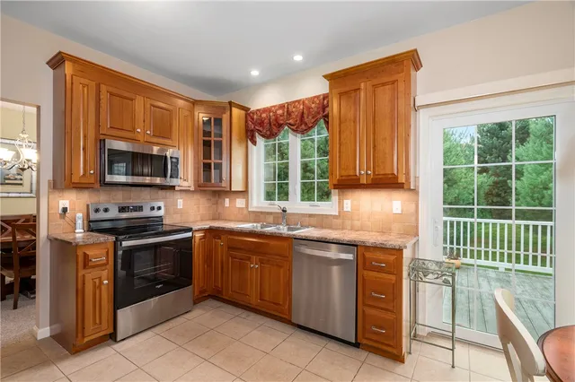 $475,000 | 170 Providence Pike, Unit 47, North Smithfield, RI 02896