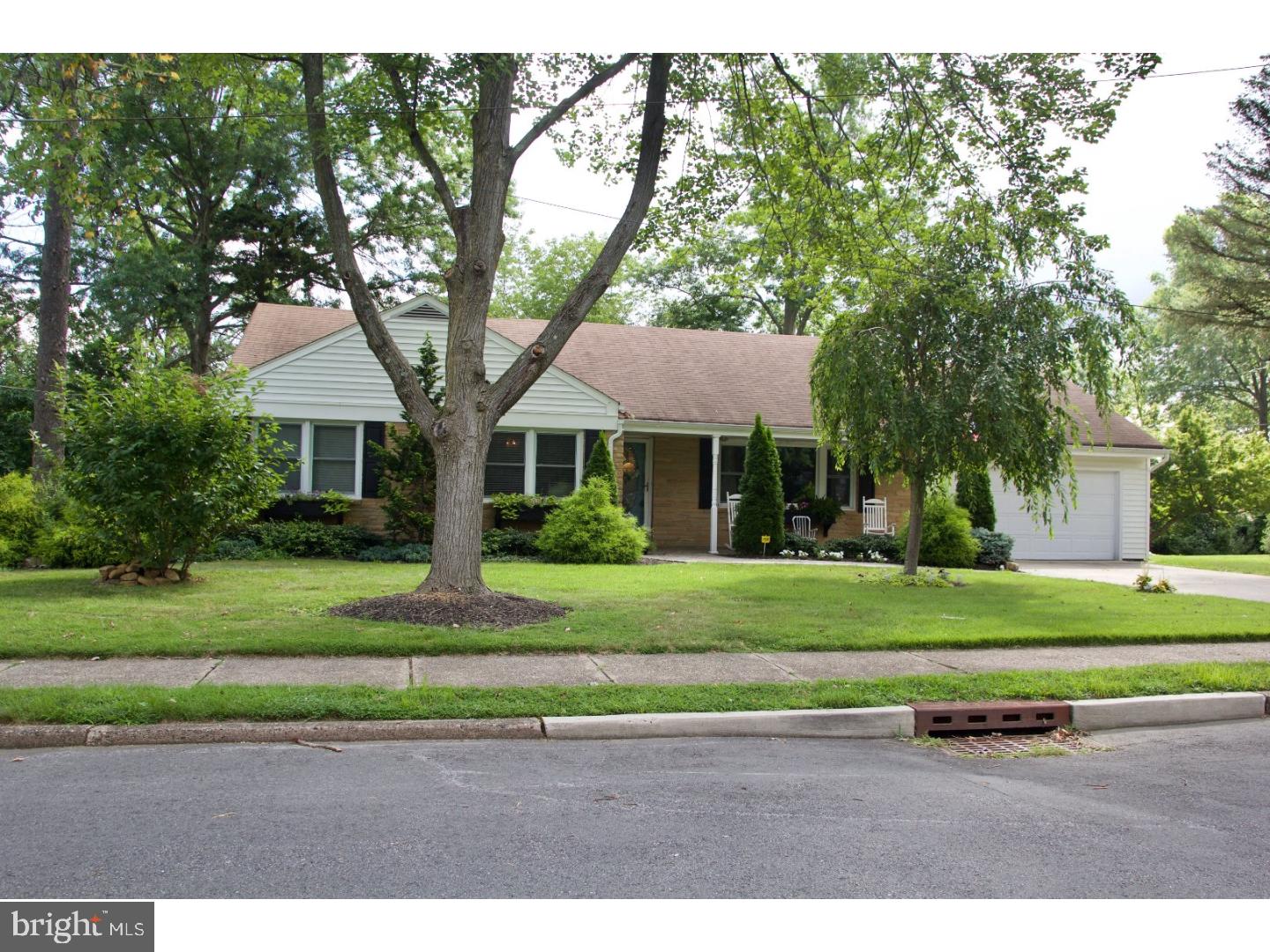 125 Coleman Road Hamilton Square, NJ 08690 - Photo 2 of 20