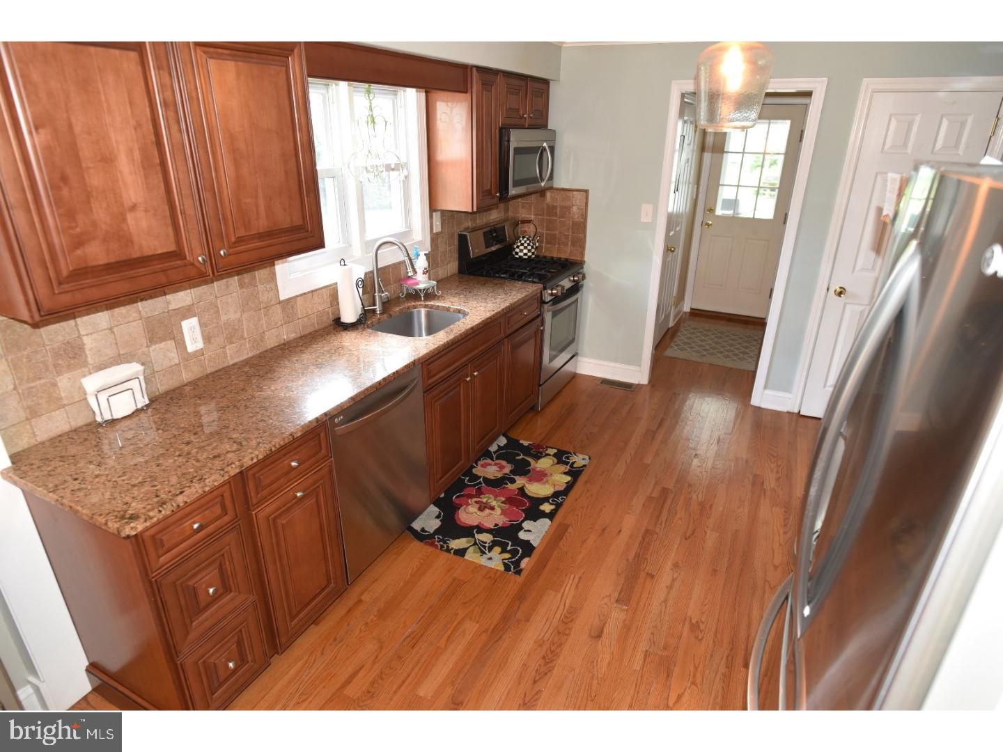 125 Coleman Road Hamilton Square, NJ 08690 - Photo 10 of 20