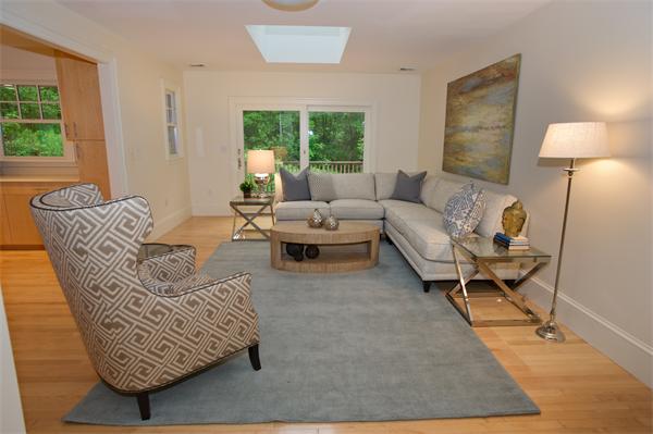 11 Leonard Road Lexington, MA 02420 - Photo 5 of 18 Gallery Image 5