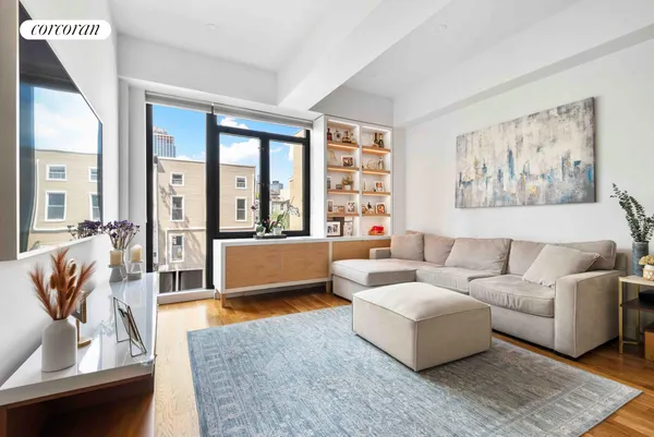 $1,450,000 | 122 West Street, Unit 2P | Greenpoint