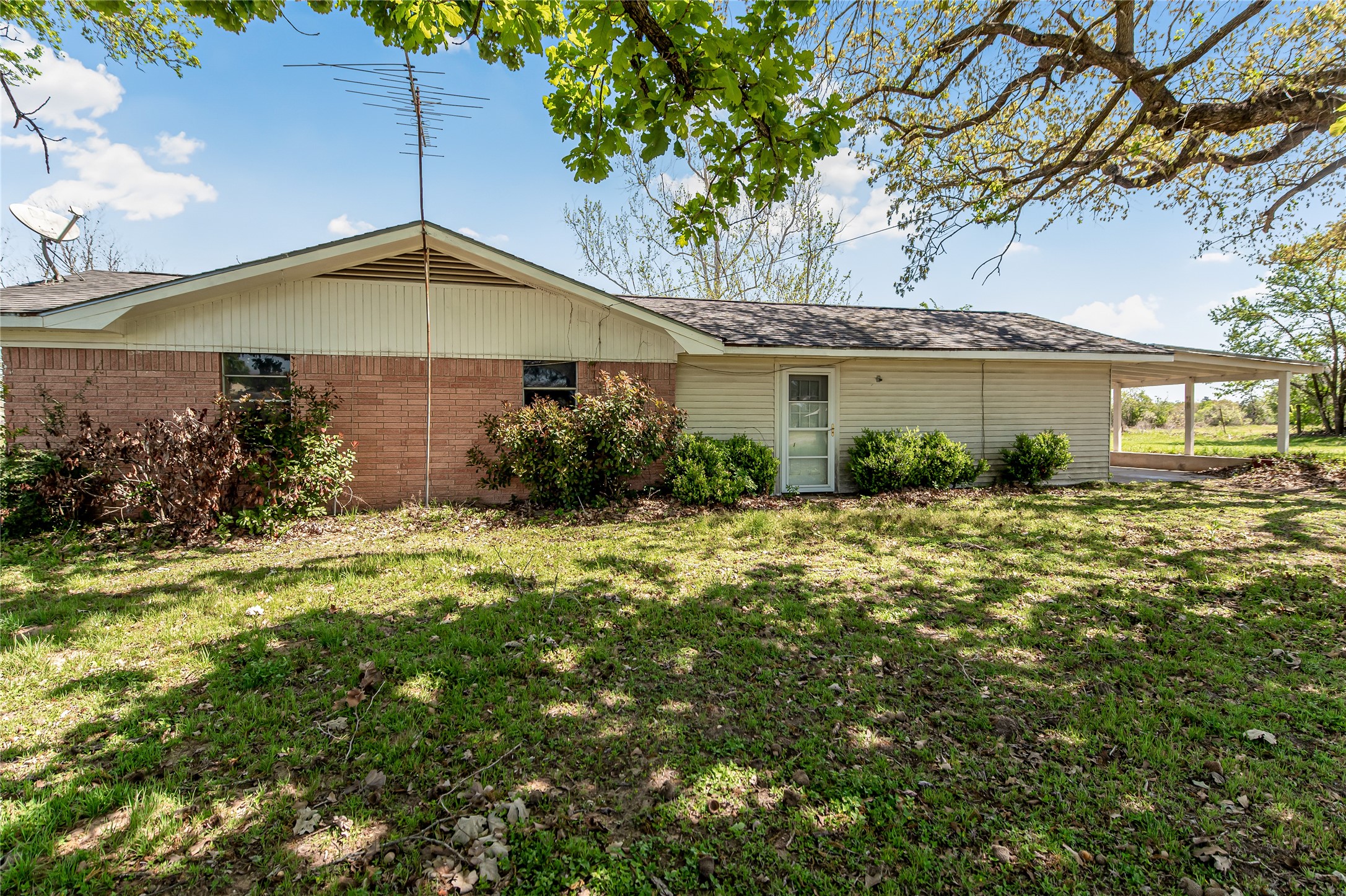 533 South Texas Street Milano, TX 76556 - Photo 1 of 1