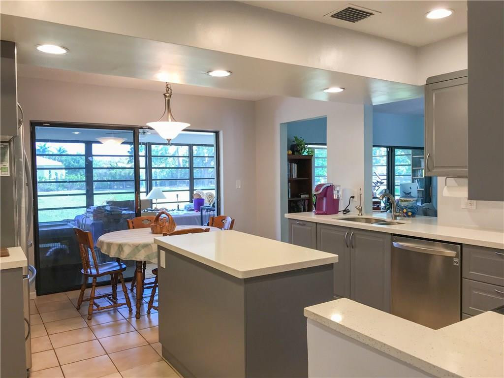 13401 Southwest 55th Street Southwest Ranches, FL 33330 - Photo 6 of 17 Photo 6