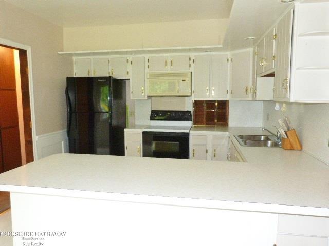 5404 Chicago Road Warren, MI 48092 - Photo 15 of 36 31323794-14.JPG