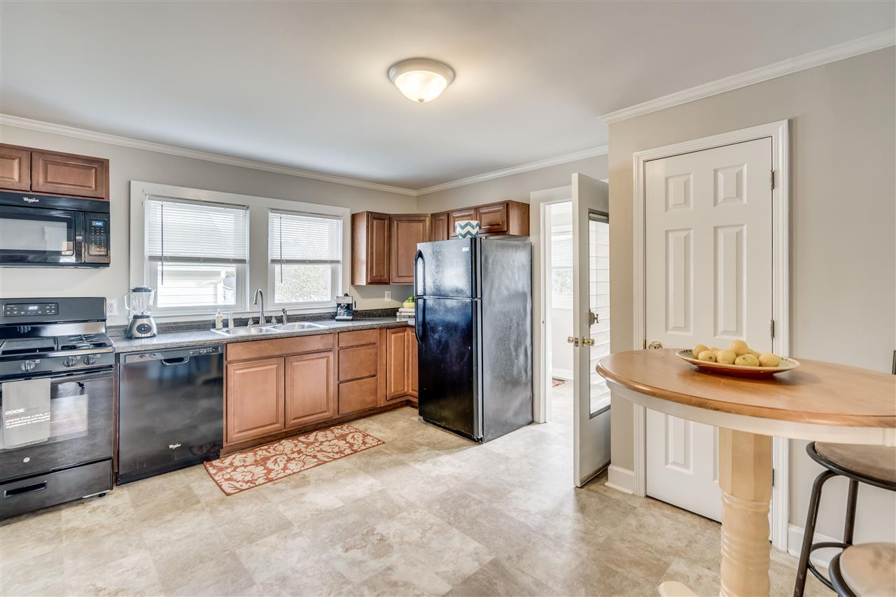 2532 Ross Road Durham, NC 27703 - Photo 11 of 30 Photo 11