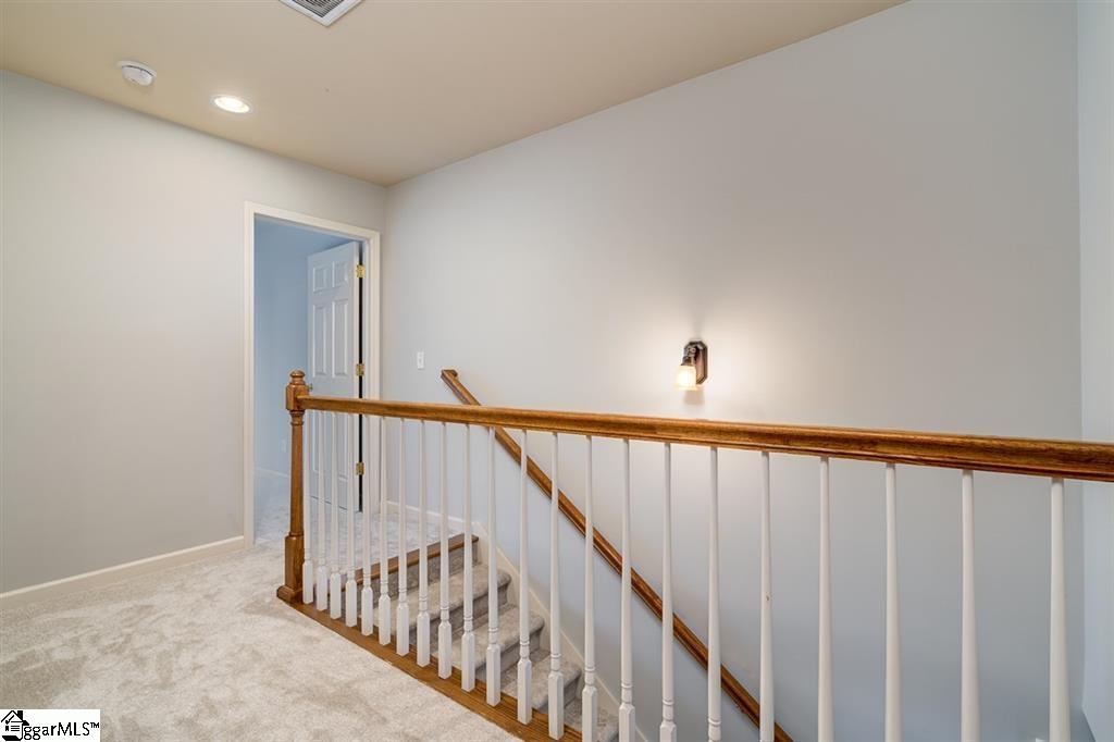 1122 East Lee Road Taylors, SC 29687 - Photo 15 of 20