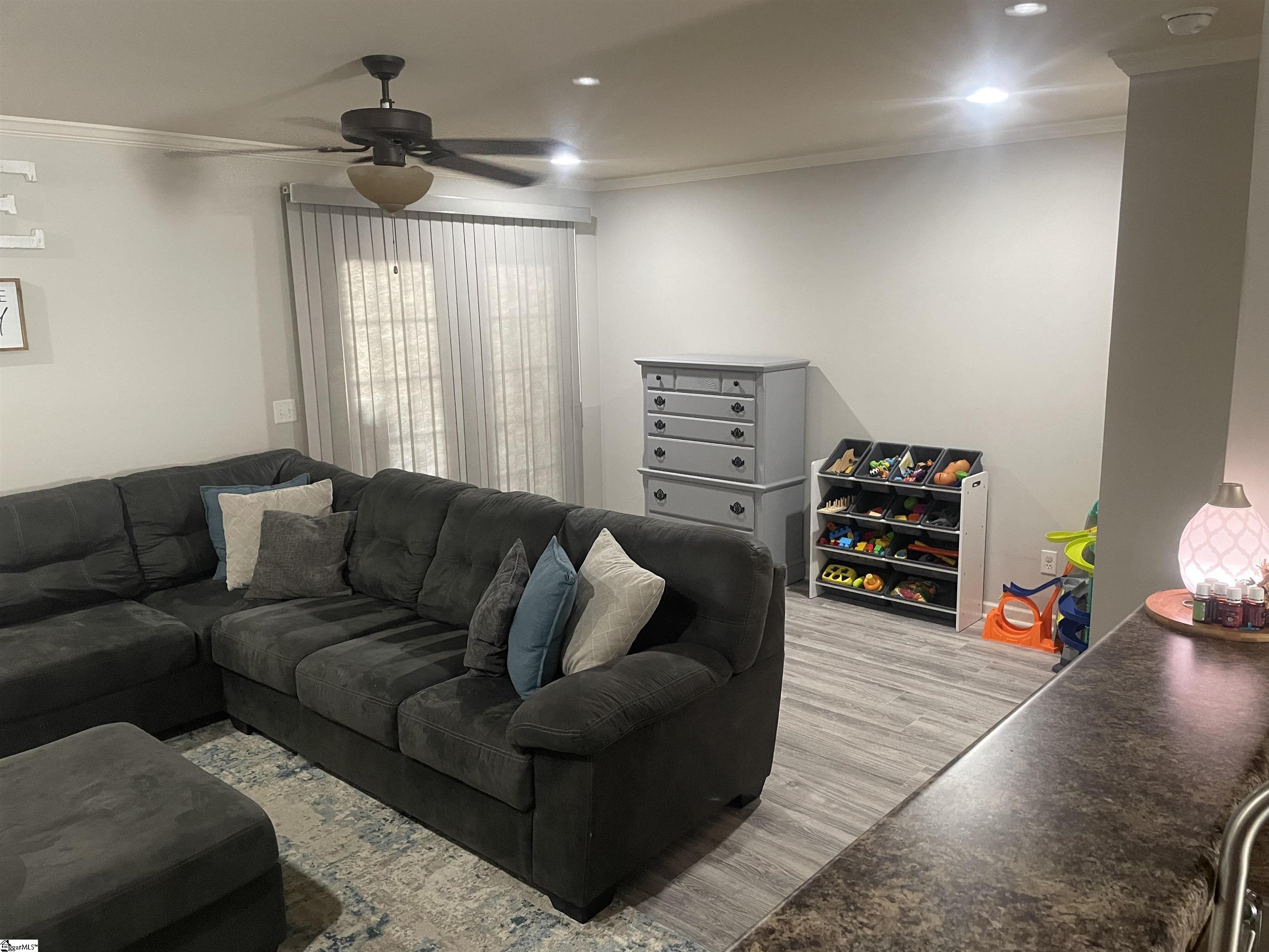 1122 East Lee Road Taylors, SC 29687 - Photo 6 of 20