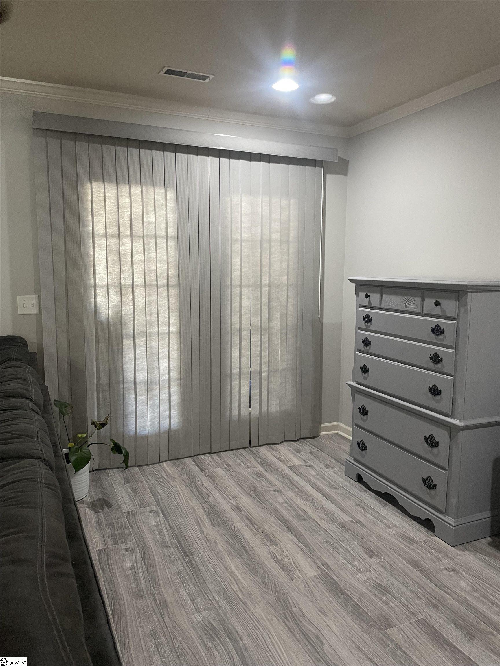 1122 East Lee Road Taylors, SC 29687 - Photo 7 of 20