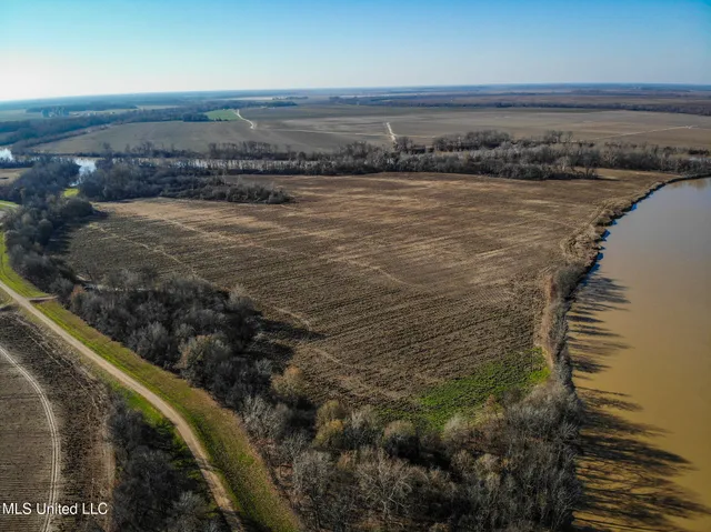 $495,000 | Buckeye Rd Road, Greenwood, MS 38930