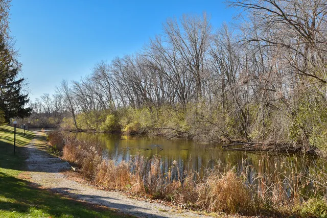 $179,900 | W170N11583 Armada Drive, Unit 16, Germantown, WI 53022